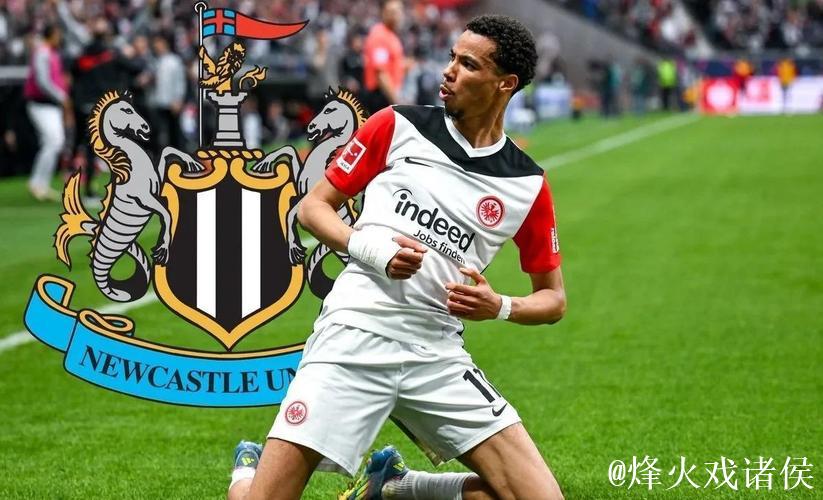 纽卡斯尔正式报价超7000万欧元求购埃基蒂克,罗马诺称。 纽卡斯尔正式报价超7000万欧元求购埃基蒂克,罗马诺称。