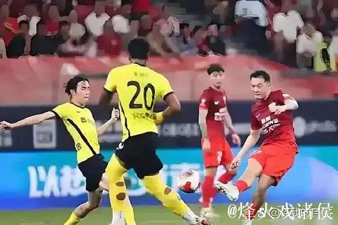 若周定洋加盟上海海港,穆帅中场补强力争中超四连冠 若周定洋加盟上海海港,穆帅中场补强力争中超四连冠